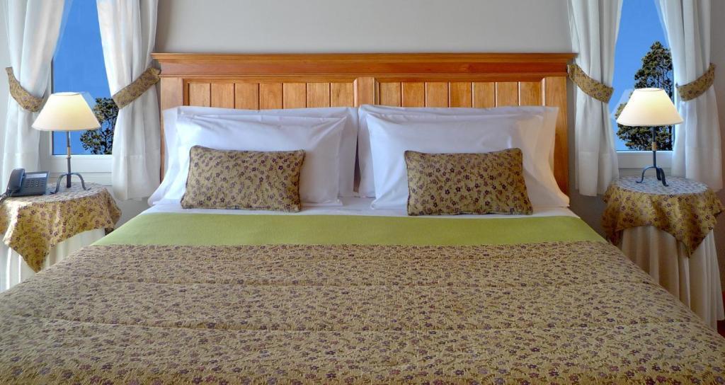 El Nautico Lodge *